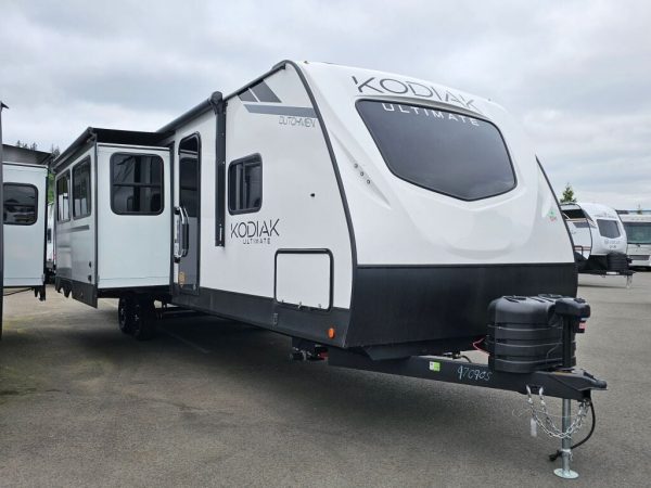 2025 Dutchmen Kodiak Ultimate 3321BHSL