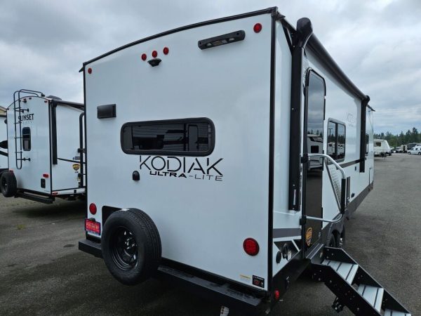 2025 Dutchmen Kodiak Ultra 241BHSL - Image 6