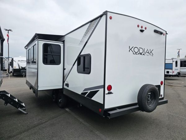 2025 Dutchmen Kodiak Ultra-Lite 280BHSL - Image 3