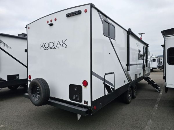 2025 Dutchmen Kodiak Ultra-Lite 280BHSL - Image 4