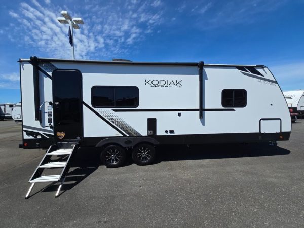 2025 Dutchmen Kodiak Ultra-Lite 241BHSL - Image 8