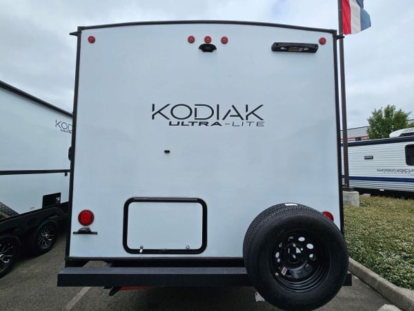 2025 Dutchmen Kodiak Ultra-Lite 310FLSL - Image 4