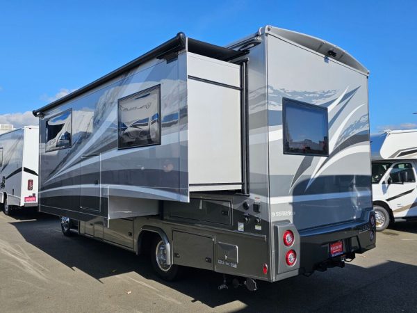 2025 Dynamax Isata 3 Series 24FW - Image 3
