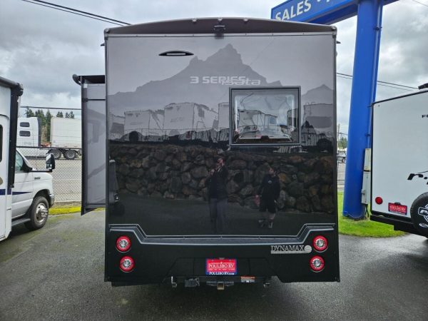 2025 Dynamax Isata 3 Series 24SSSFXM - Image 5