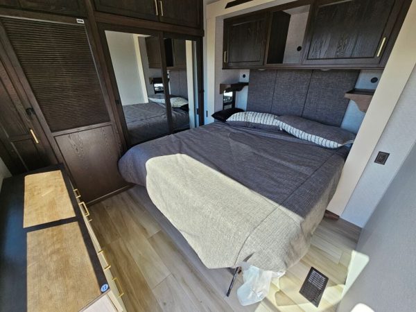 2025 Forest River Cedar Creek Cottage 40CCK - Image 28