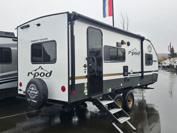 2025 Forest River R-Pod RP-198 - Image 4