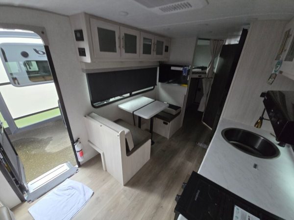 2025 Forest River R-Pod RP-200 - Image 7