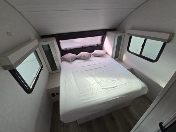 2025 Forest River R-Pod RP-202 - Image 13