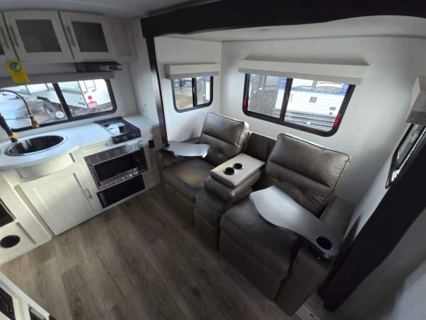 2025 Forest River R-Pod RP-202 - Image 8