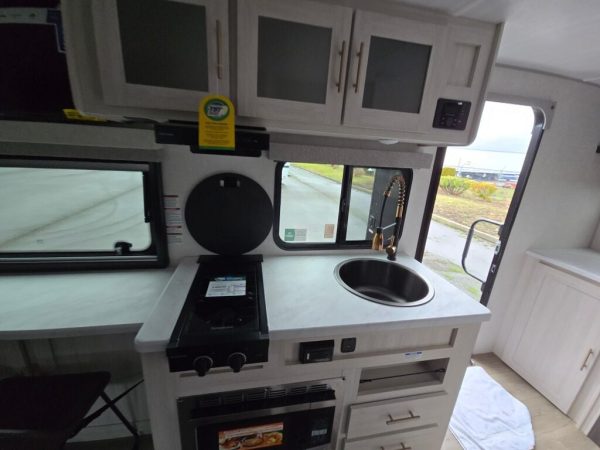 2025 Forest River R-Pod RP-206 - Image 12