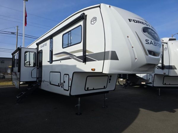 2025 Forest River Sabre 33RLP - Image 12