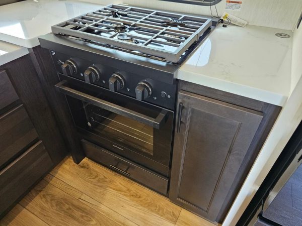 2025 Forest River Sabre 33RLP - Image 21