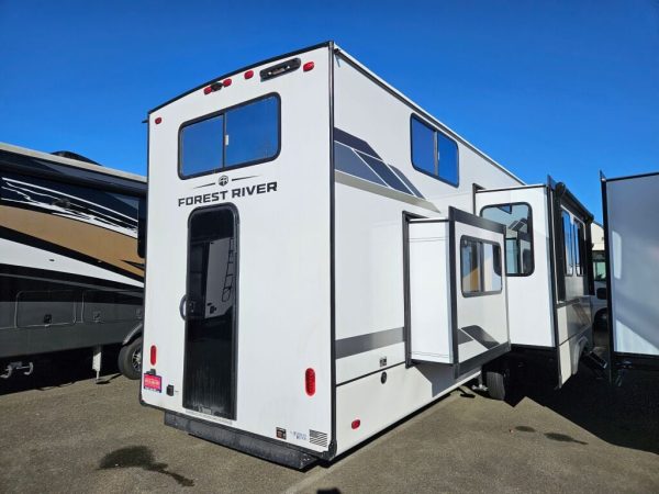 2025 Forest River Sabre 36DBB - Image 4