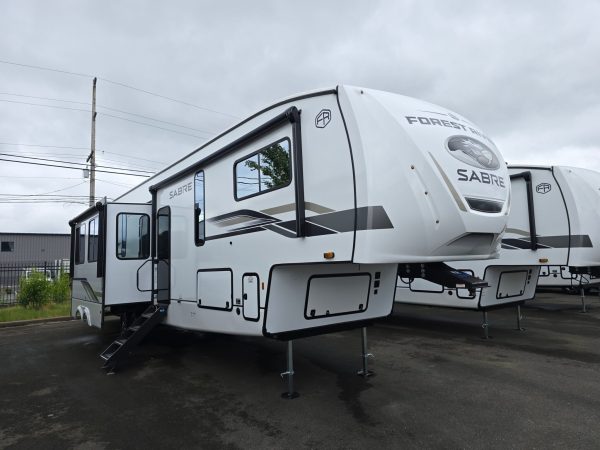 2025 Forest River Sabre 36DBB - Image 32
