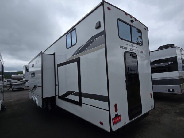 2025 Forest River Sabre 36DBB - Image 6