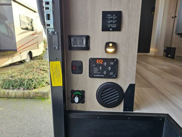 2025 Forest River Sunseeker MBS 2400M - Image 32