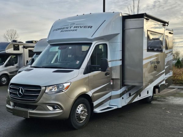 2025 Forest River Sunseeker MBS 2400M