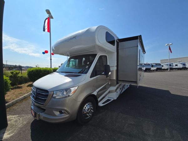 2025 Forest River Sunseeker MBS 2400T - Image 2