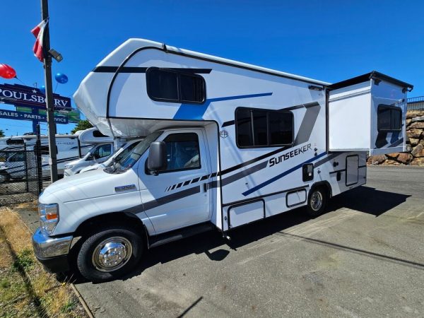 2025 Forest River Sunseeker LE 2250SLE - Image 2