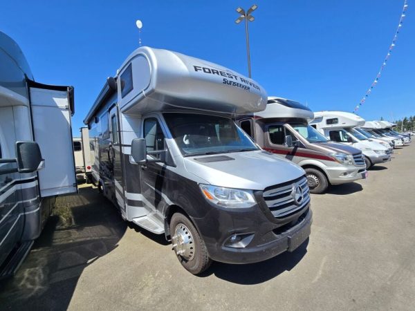 2025 Forest River Sunseeker MBS 2400BDS - Image 2