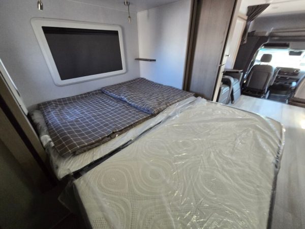 2025 Forest River Sunseeker MBS 2400BDS - Image 15