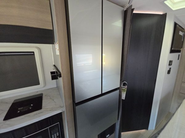 2025 Forest River Sunseeker MBS 2400BDS - Image 20