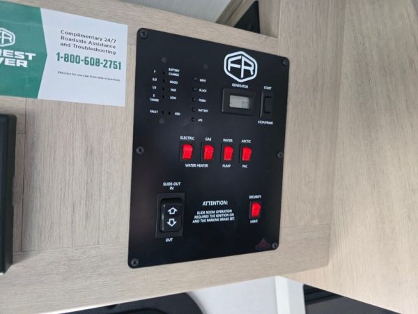 2025 Forest River Sunseeker MBS 2400BDS - Image 26