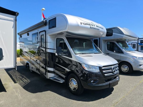2025 Forest River Sunseeker MBS 2400BDS