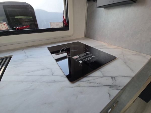 2025 Forest River Sunseeker MBS 2400BDS - Image 18