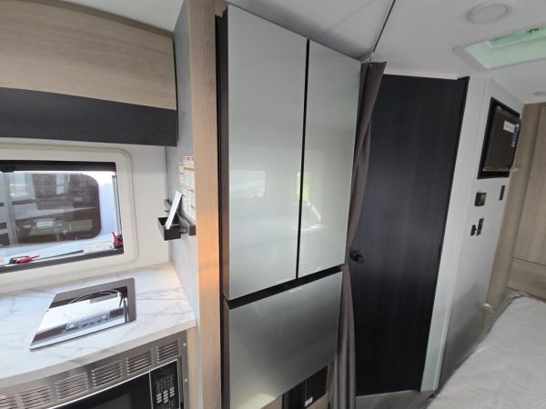 2025 Forest River Sunseeker MBS 2400BDS - Image 20