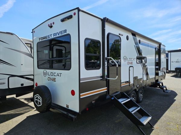 2025 Forest River Wildcat 260RLX - Image 6