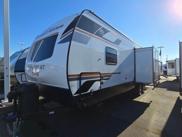 2025 Forest River Wildcat 304MBX - Image 2