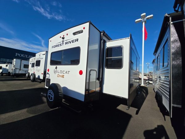 2025 Forest River Wildcat 304MBX - Image 4