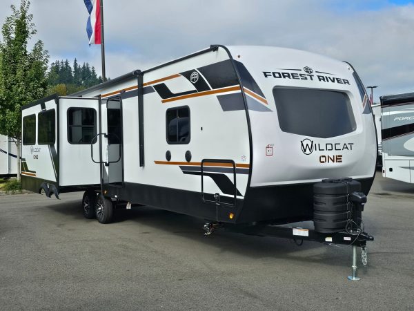 2025 Forest River Wildcat 304MBX - Image 27