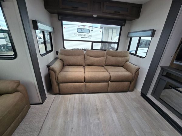 2025 Forest River Wildcat Maxx 278RLX - Image 8