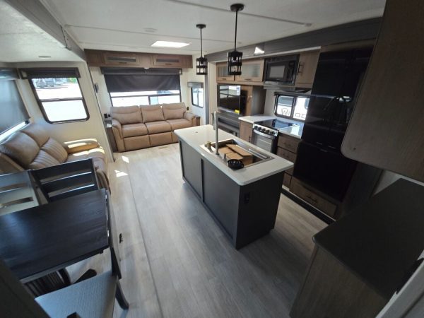 2025 Forest River Wildcat Maxx 278RLX - Image 13