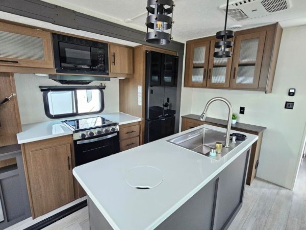 2025 Forest River Wildcat Maxx 278RLX - Image 12
