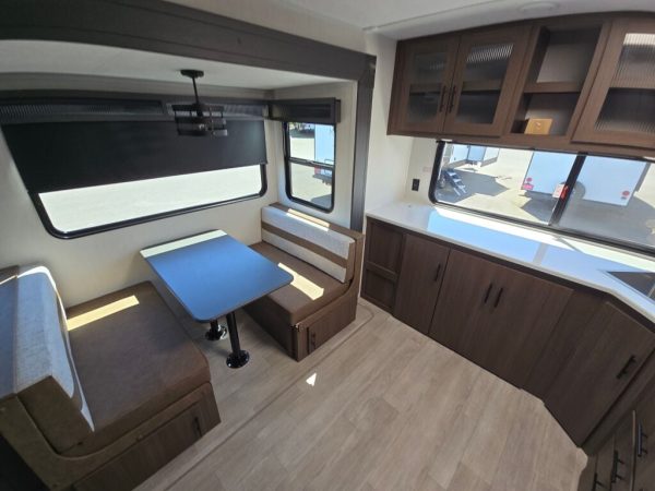 2025 Forest River Wildcat One 304MBX - Image 13
