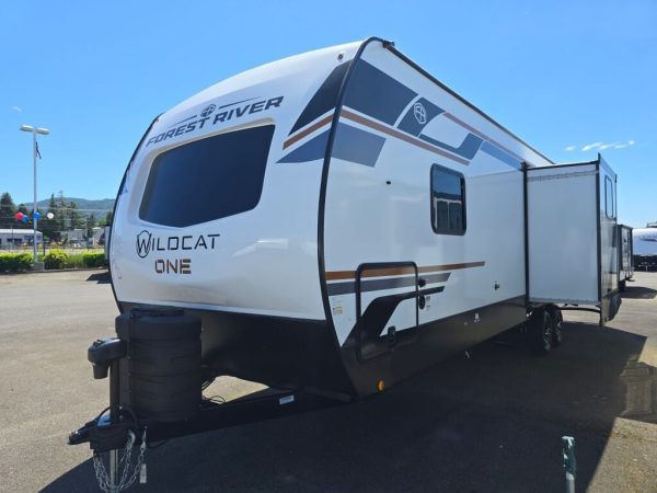 2025 Forest River Wildcat One 304MBX - Image 3
