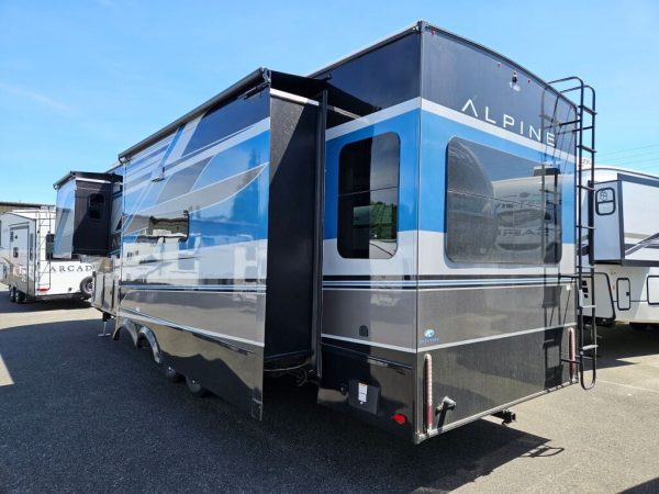 2025 Keystone Alpine 3303CK - Image 5