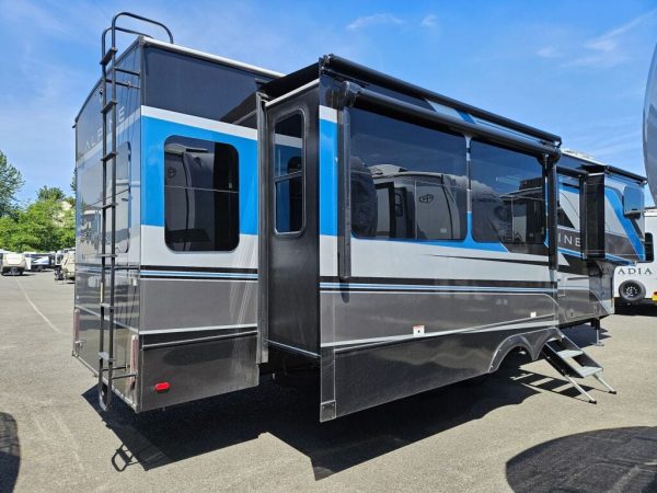 2025 Keystone Alpine 3303CK - Image 7