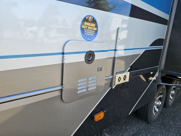 2025 Keystone Alpine 3303CK - Image 8