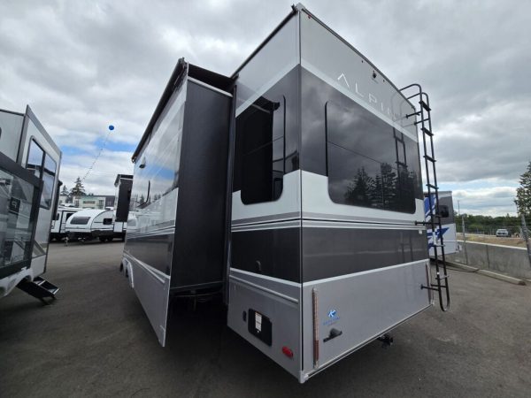 2025 Keystone Alpine 3303CK - Image 4