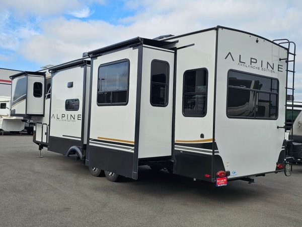2025 Keystone Alpine Avalanche Edition 338GK - Image 3