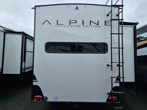 2025 Keystone Alpine Avalanche Edition 379MB - Image 5