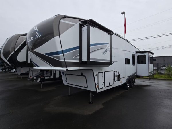2025 Keystone Arcadia Super Lite 294SLRD - Image 2