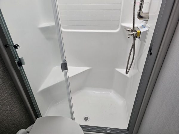 2025 Keystone Fuzion 373 - Image 28