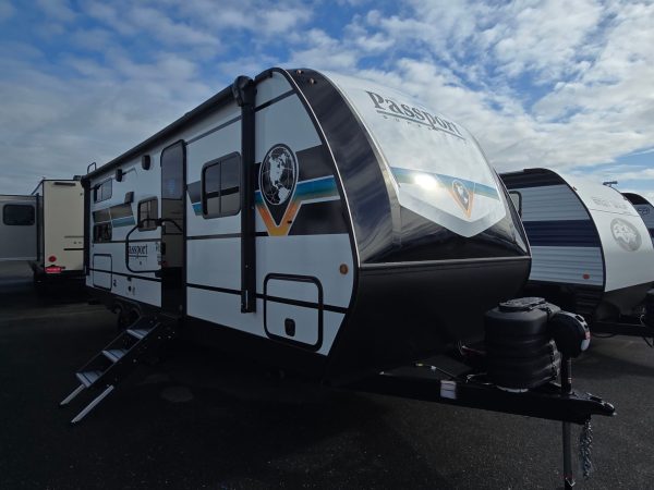 2025 Keystone Passport Super Lite 229BH - Image 32