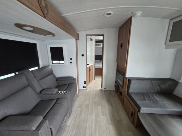 2025 Keystone Passport Super Lite 2450RKWE - Image 7