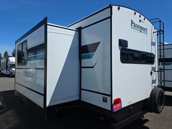 2025 Keystone Passport Super Lite 2450RKWE - Image 6